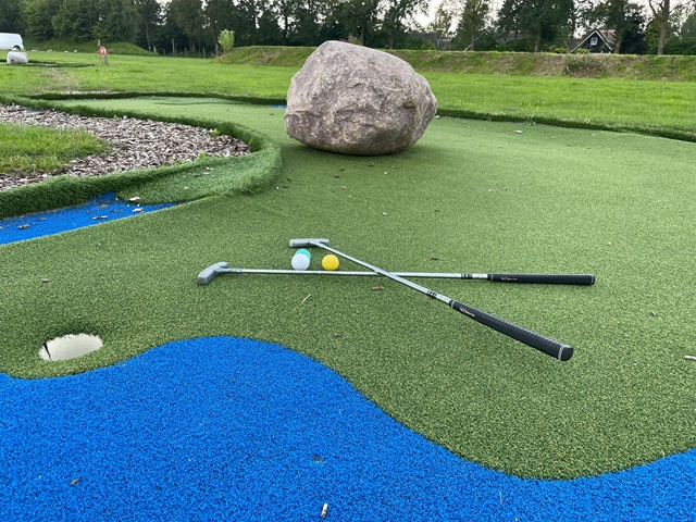 chopper adventure golf arrangement