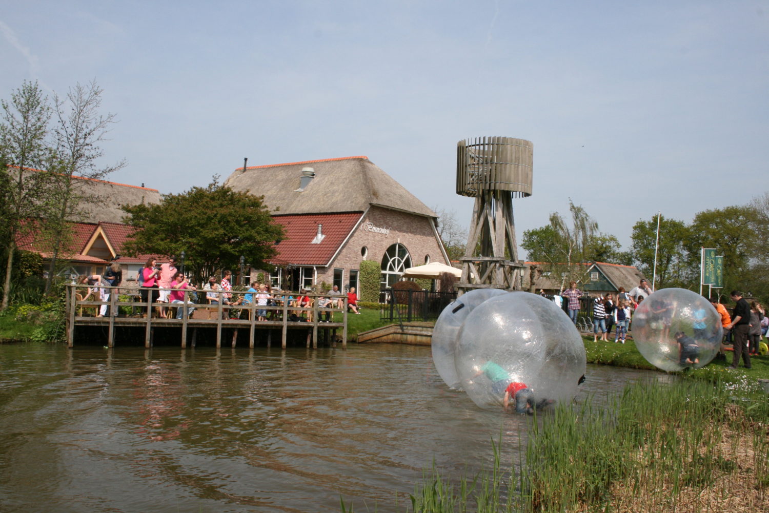 het binnenhof in paasloo
